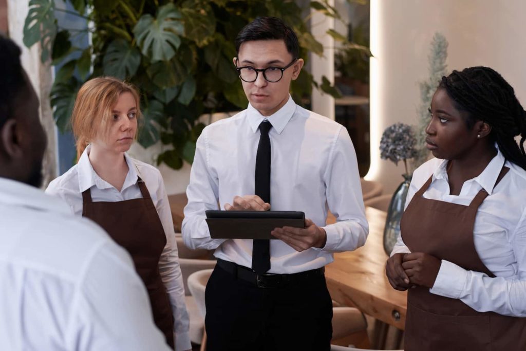 Como Gerenciar Bar E Restaurante - Escritório Mercantil
